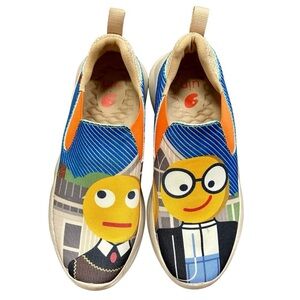 UIN Men’s Size 8 “Hold That Posture” Mijas II Sneakers – Orig. $325